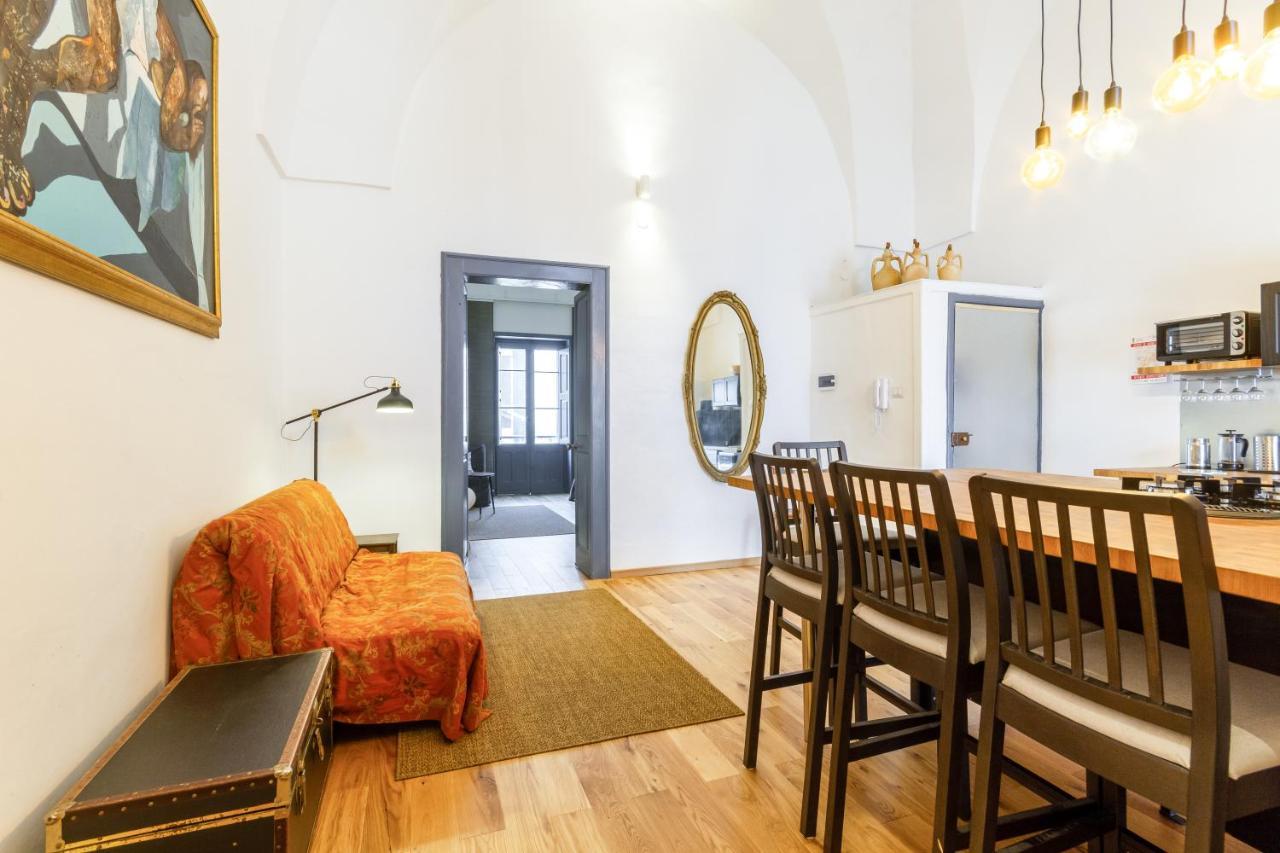 Lecce Center Charming Flat With Terrace Lägenhet Exteriör bild