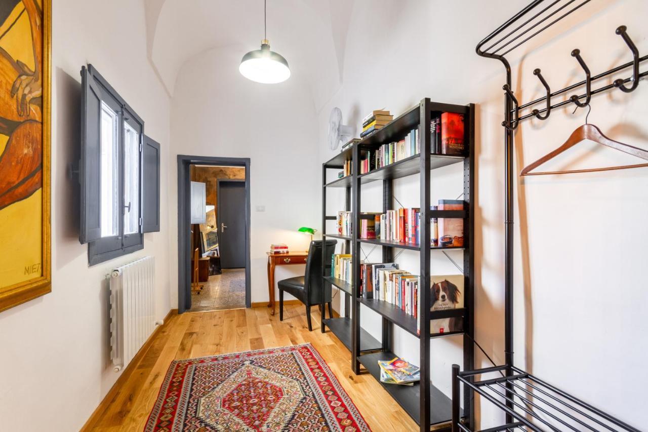 Lecce Center Charming Flat With Terrace Lägenhet Exteriör bild