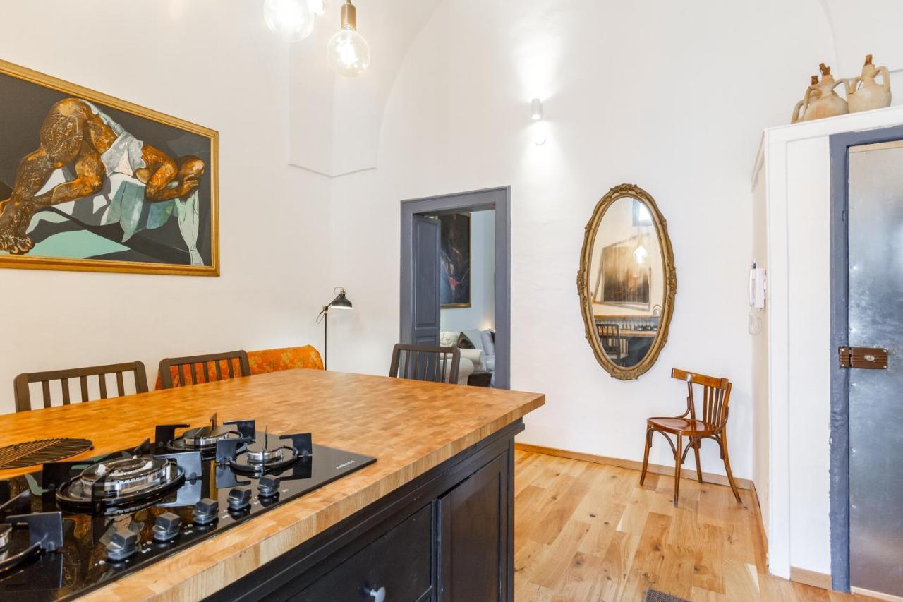 Lecce Center Charming Flat With Terrace Lägenhet Exteriör bild