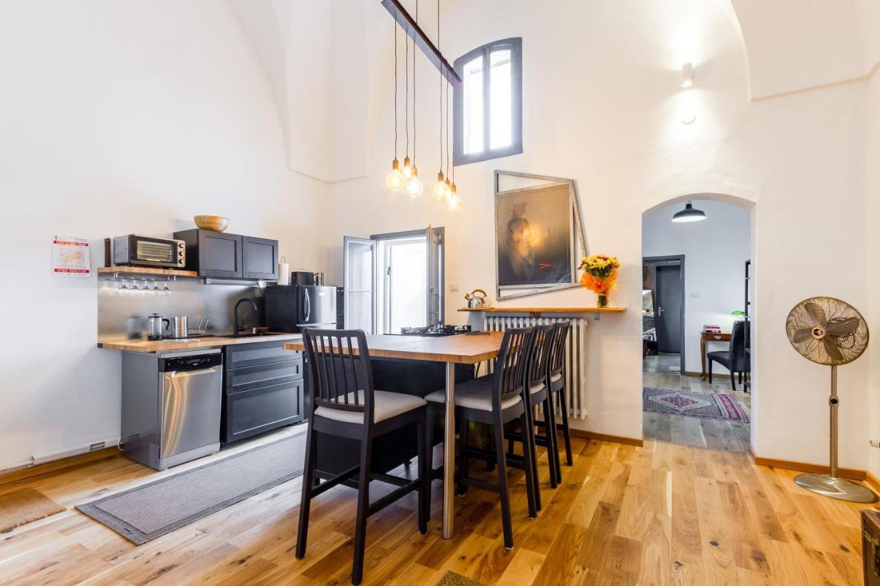 Lecce Center Charming Flat With Terrace Lägenhet Exteriör bild